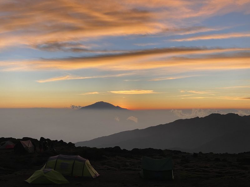 Mount Meru séð frá Kilimanjaro
